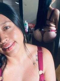 -Mia1 avatar