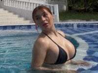 AbrilColls_ avatar