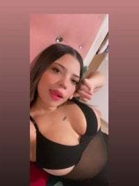 Ada_Pink avatar