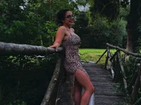 Adelle33 avatar