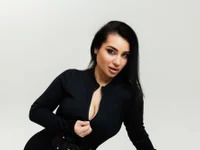 AdrianaToress avatar