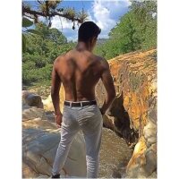 Aleexxx02 avatar
