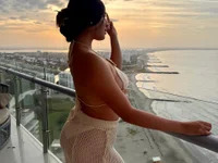 Alessandrabloom_ avatar