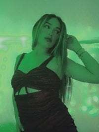 Amaranta_hot_m avatar