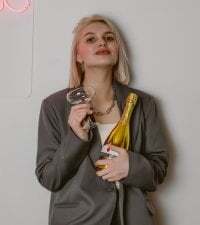 Amelia_Wells avatar