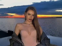 AnayaLowe avatar