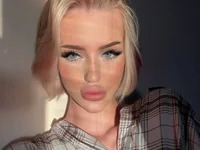 AngelaHolmes avatar