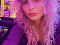 AnnaWaves avatar