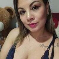 Annie_curvy avatar