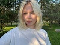 AnnySweetLips avatar
