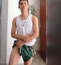 Apolo_Richards avatar