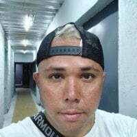 Arsenio13 avatar