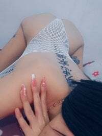 Ass_destrucction_brunette avatar