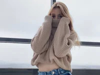 August_female avatar