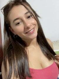 Azahara_Chary avatar