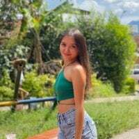 Bella_Fox_0 avatar