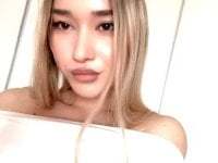 Blond_White avatar