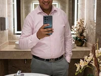 BustlingShirt avatar