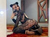 Camiila_Roman avatar