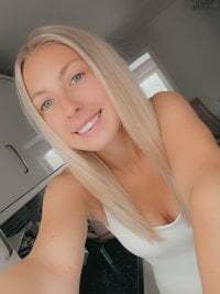 CheekyChelseaX avatar