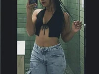 Coral_and_iriss avatar