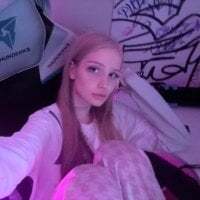 Crystal_Pixie Cam Model: Live Nude & Adult Sex Chat | Booble