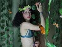 CurlyWeeds avatar