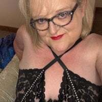 Curvy-Irish-CrystalX avatar