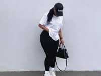 CurvyAssXxX21 avatar