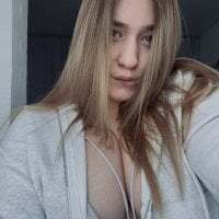 CurvyBritBliss avatar