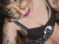 CurvySiren avatar