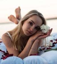 DaisyMellifluous avatar