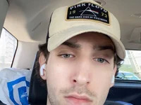 DamnDamienn avatar