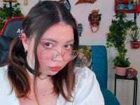 DearAlise avatar