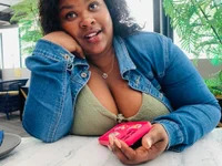 EbonyOrgasmPie avatar