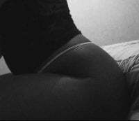 Ebony_Warlock_ avatar