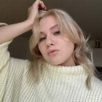 ElaraLuxxxe avatar