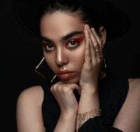 Elisa__30 avatar