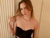 EllaBloom avatar