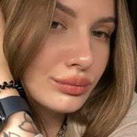 EllieNextDoor avatar