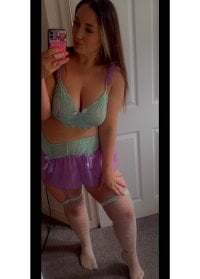Ellie_lush_curves avatar