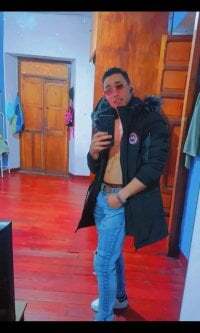 EmilianotuPapiRico avatar