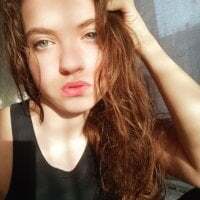 EmmaLoCute avatar