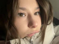 EmmaWantsToPlay avatar