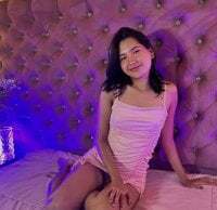 Emmy__Rossee avatar