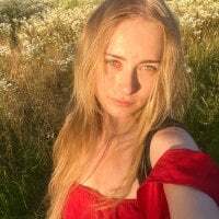 EsmeraldaHornbarger avatar