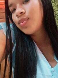 Estefi33 avatar