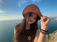 EvaBonni avatar