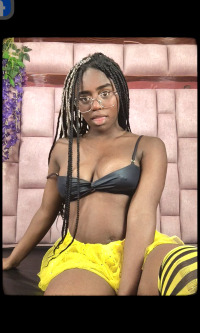 EvelynMaria24 avatar