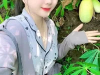 Evelyn_sexxy256 avatar